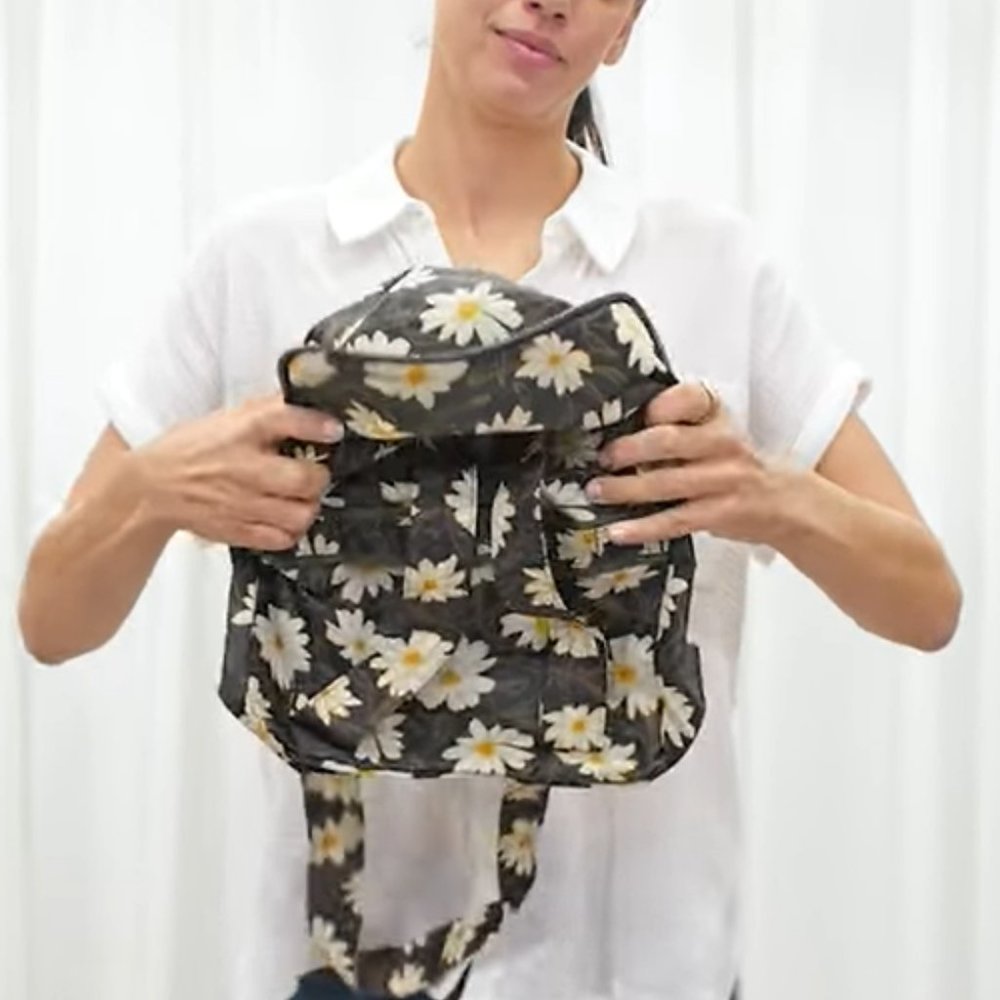 Brand New Lug Ranger XL Packable Tote Bag - Picture 5 of 14